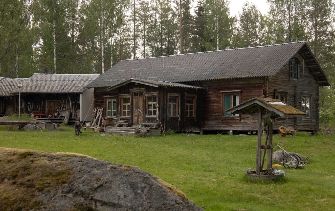 Bed and Breakfast Tarina-Aho à Vuonislahti Extérieur photo